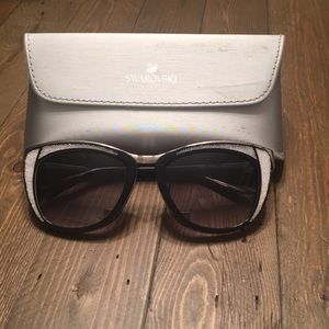 New! Black Swarovski Cat-eye sunglasses with gems